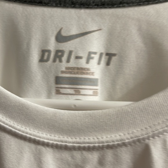 Nike Fri fit - Picture 2 of 3